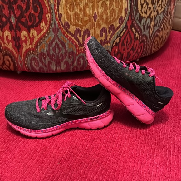 Brooks Women’s Trace 2 Neutral Running Shoe - Picture 5 of 6